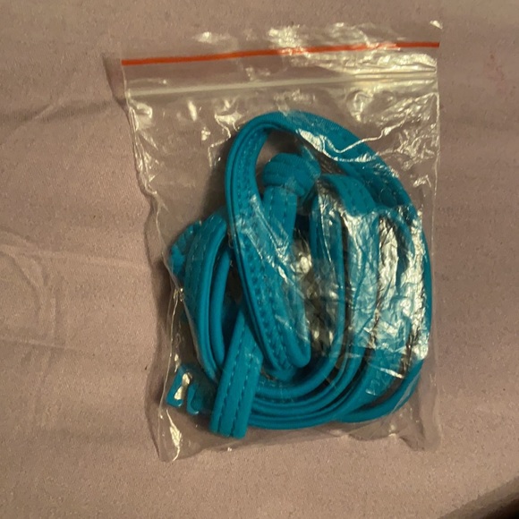 Turquoise Body Glove Bikini Top - Picture 7 of 7